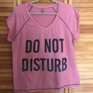 3/$25 ⚜️Bobbie brooks T-Shirt “Do Not Disturb”
